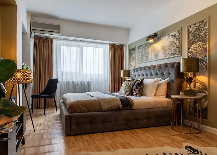 Holt - Bagheera's Den Nyaraló Bukarest