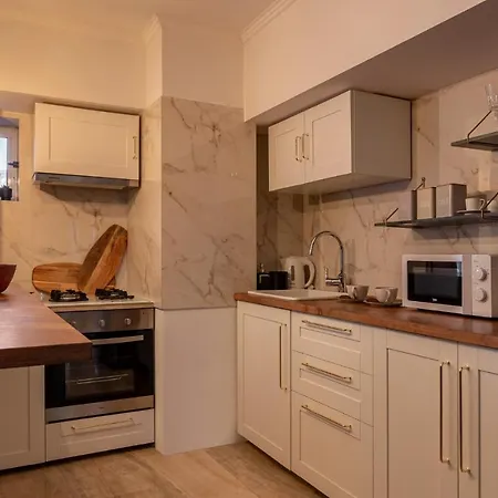 Holt - Bagheera's Den Case de vacanță *