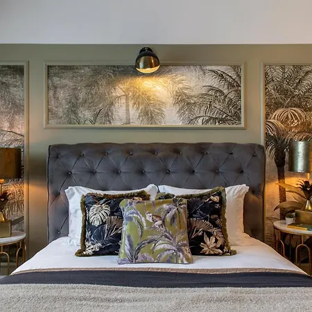 Holt - Bagheera's Den Holiday home Bucharest