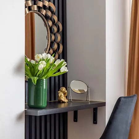 Ferienhaus Holt - Bagheera's Den Bukarest