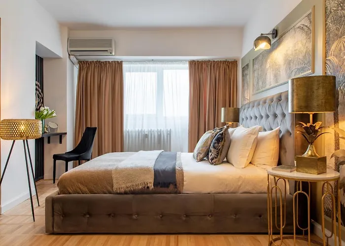 Holt - Bagheera's Den Feriehus Bukarest