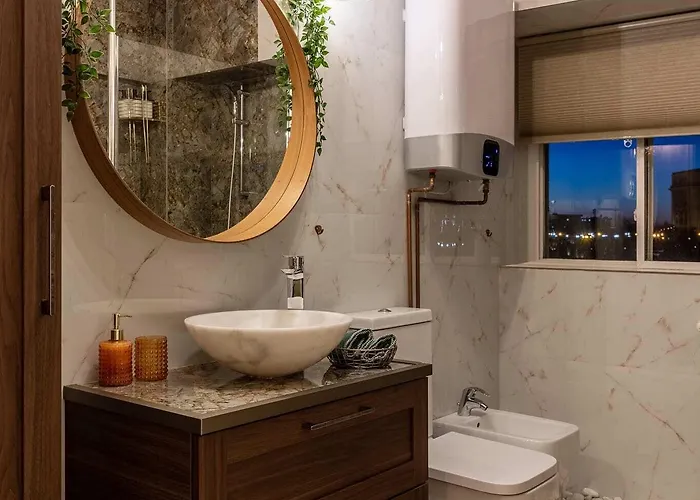 Holt - Bagheera's Den *